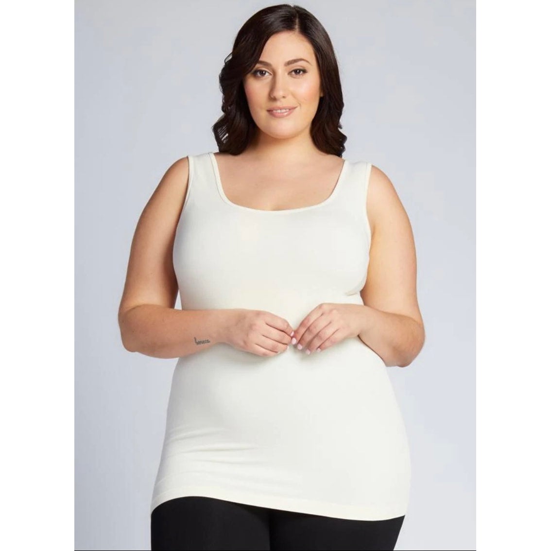 Curve Market Women's Plus Size White Mesh Inset Long Sleeve